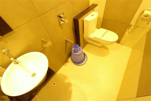 Princess Hotel Ankleshwar Exterior photo