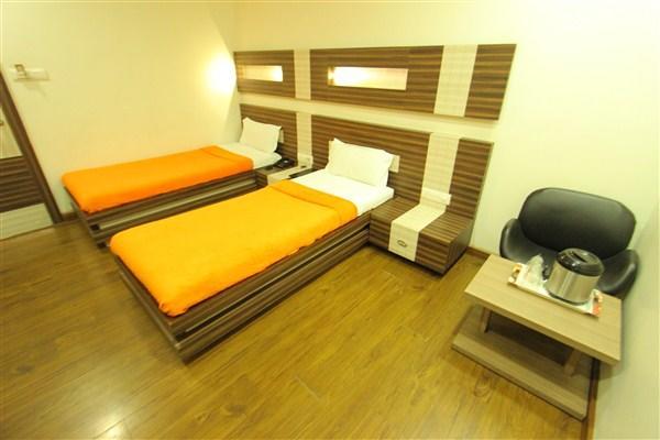 Princess Hotel Ankleshwar Exterior photo