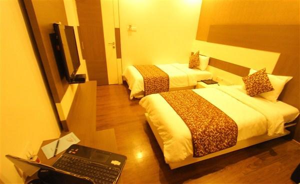 Princess Hotel Ankleshwar Exterior photo